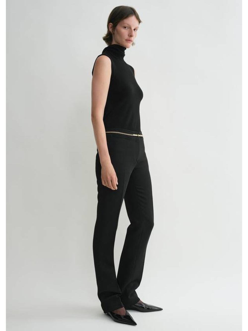Toteme Low Waist Cigarette Trousers in Black 32 XS